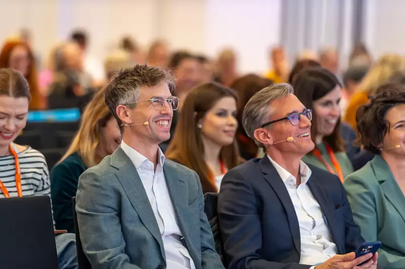 142_aun_6115_54413832570_o